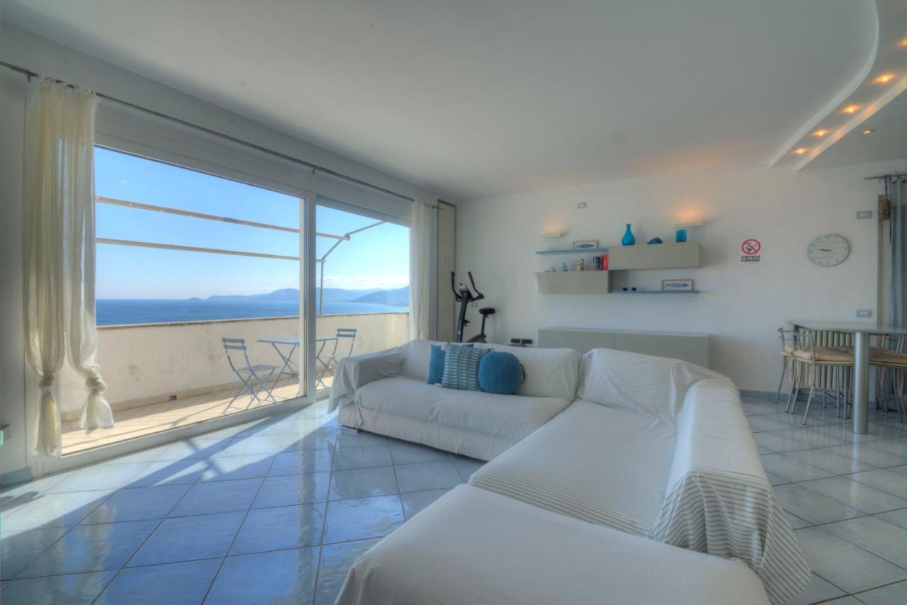 Villa Ischia Attico Sul Mare A Verezzi Borgio Verezzi Dış mekan fotoğraf